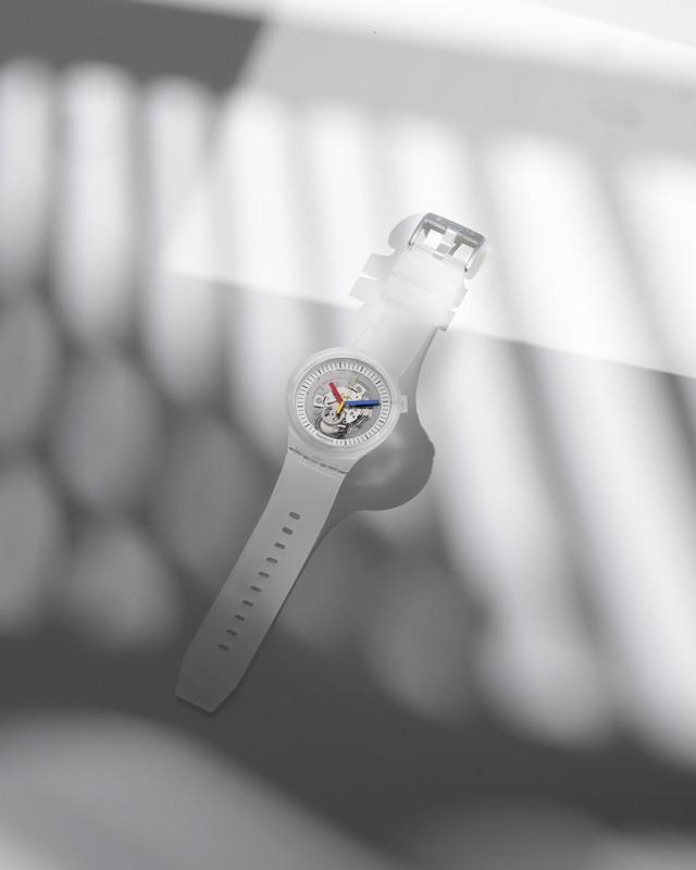 Swatch orologi collezione Clear