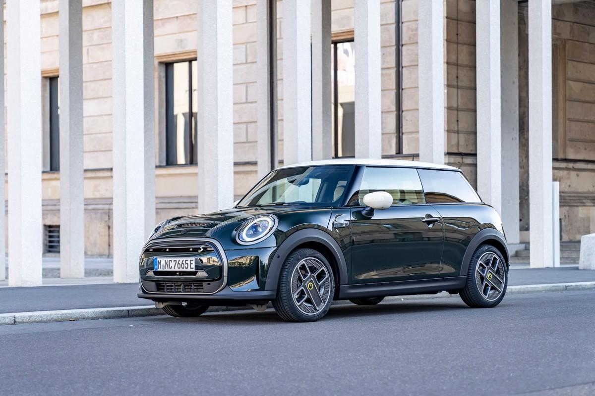 Mini Cooper SE Resolute Edition