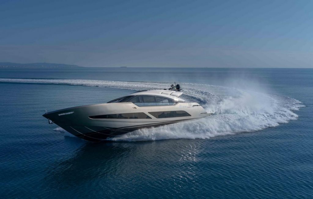 AB Yachts 120 Beach