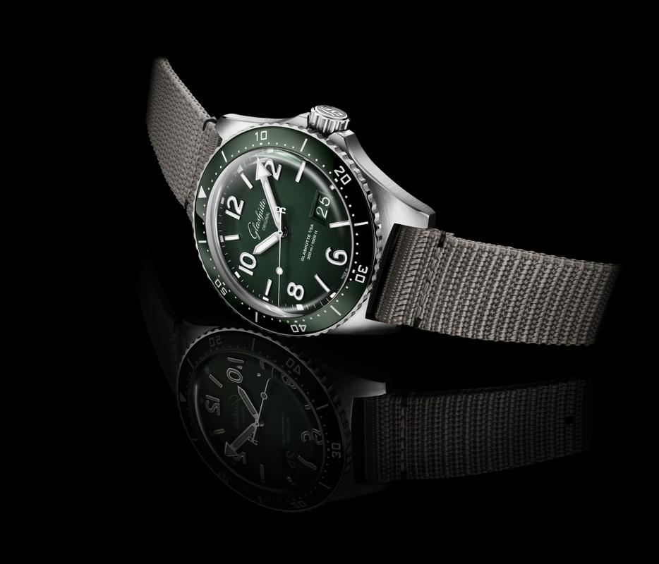 Glashutte SeaQ Panorama Date