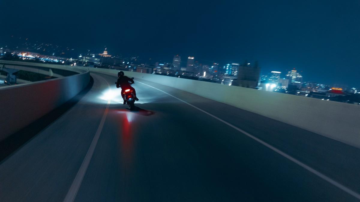 Zero Motorcycles SR 2022