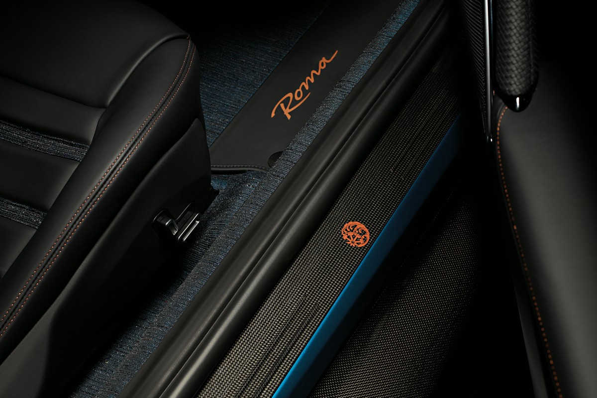 Ferrari Roma Tailor Made