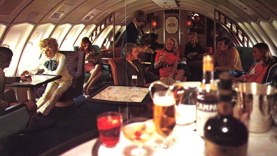 boeing 747 lounge