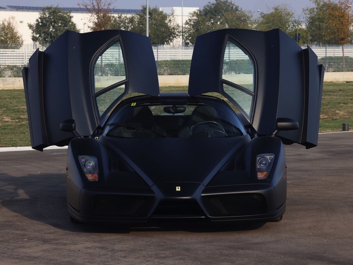 Ferrari Enzo Black Matte