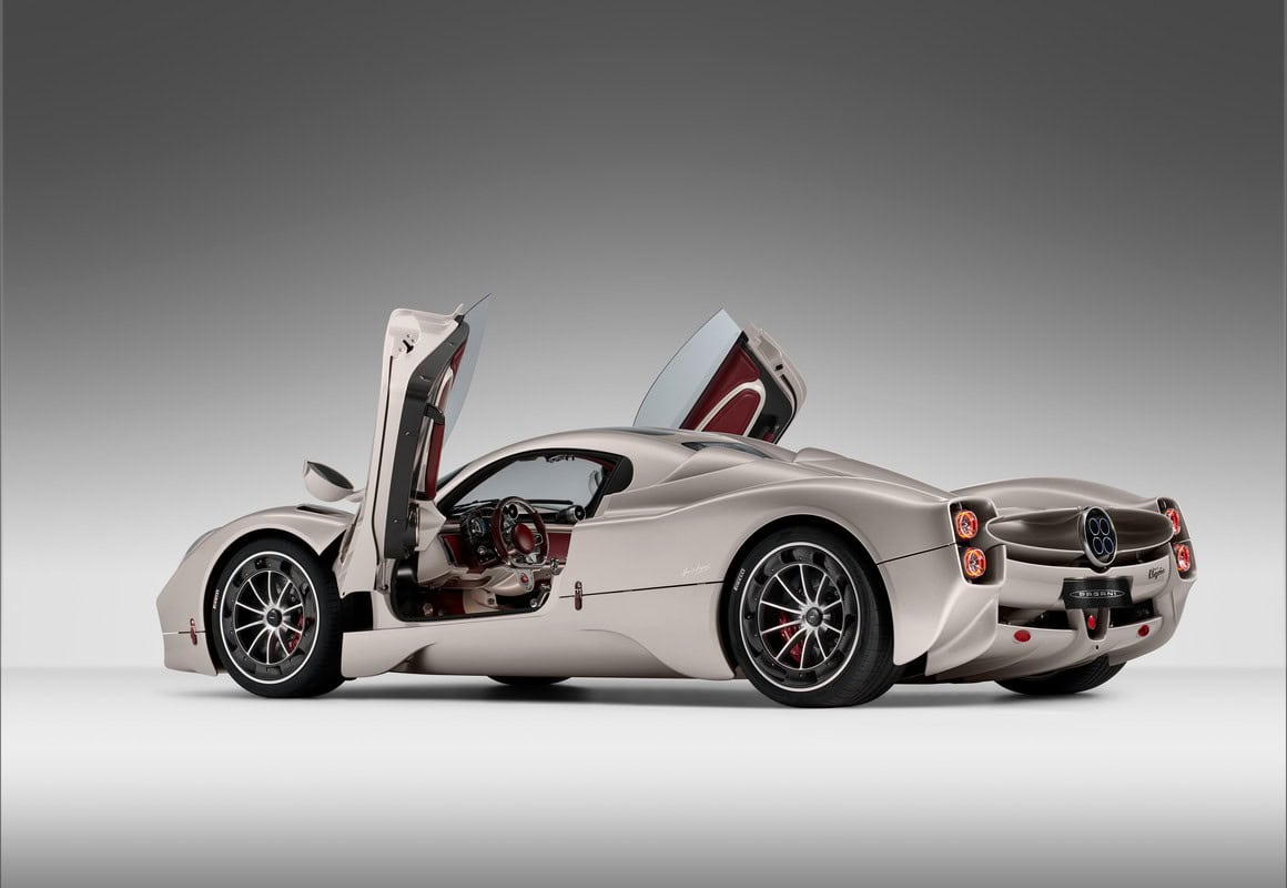 Pagani Utopia