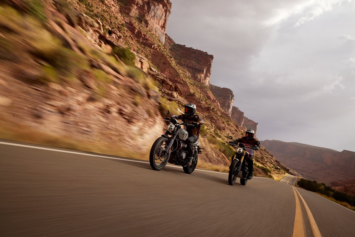 Triumph Scrambler 1200 X e XE 2024