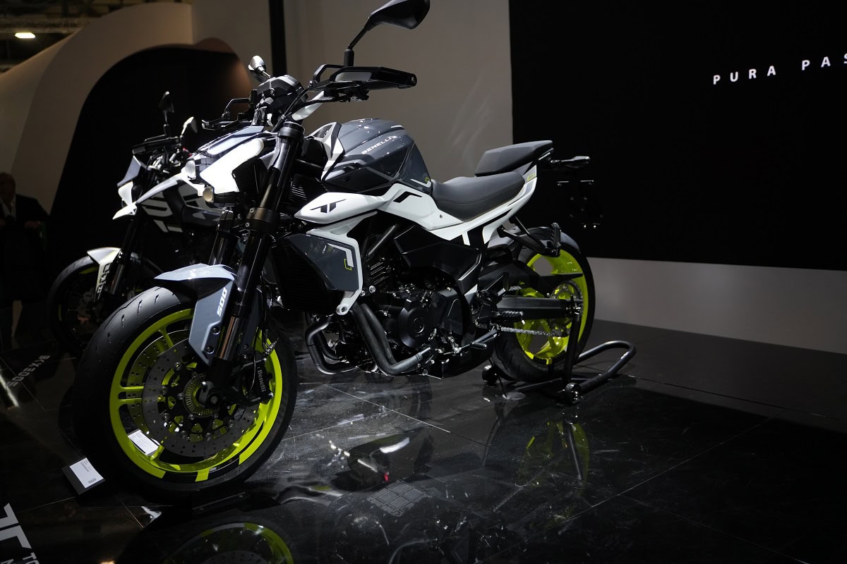 Benelli Tornado Naked Twin 500