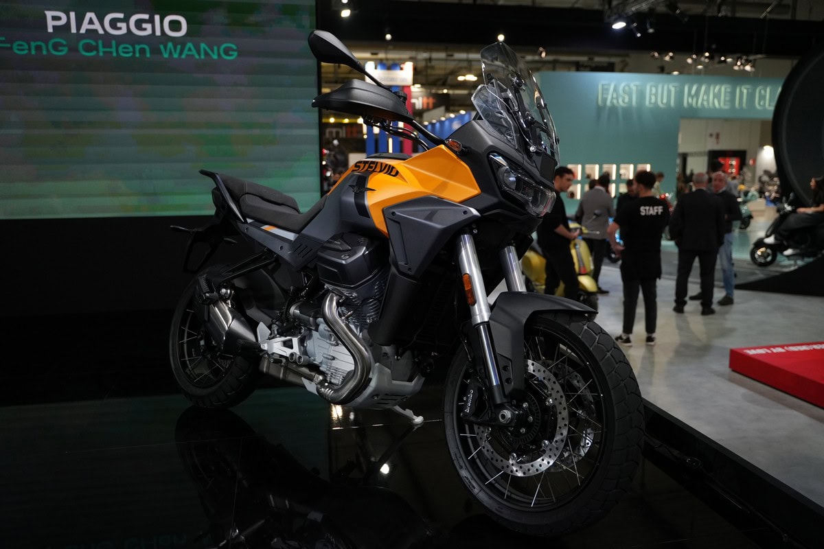 Moto Guzzi Stelvio 2024