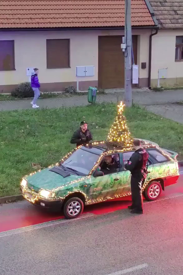 auto albero natale