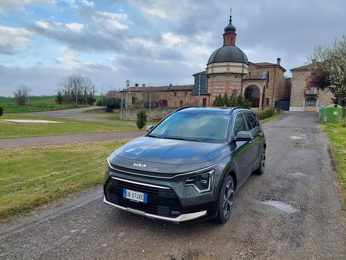 Kia Niro Phev su strada