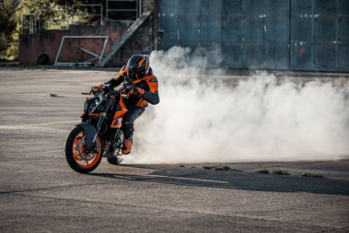 Promozione KTM 990 Duke 2024