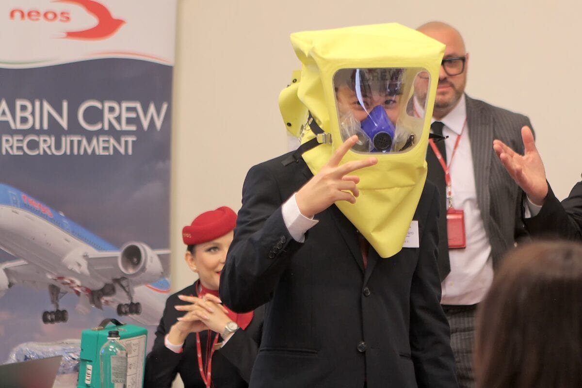 cabin crew neos