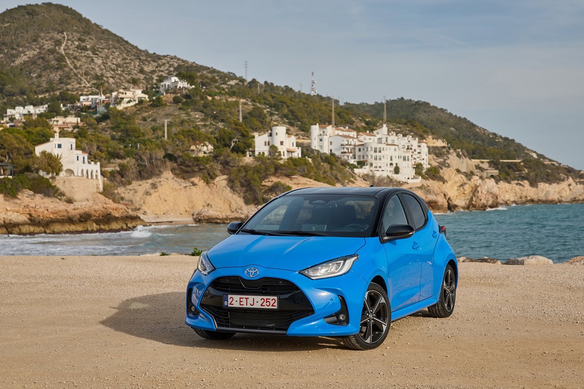 Esterni nuova Toyota Yaris Hybrid 2024