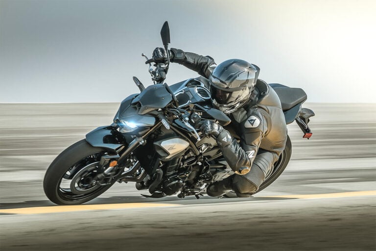 Kawasaki Z1100: un nuovo “mostro” naked in arrivo nel 2026