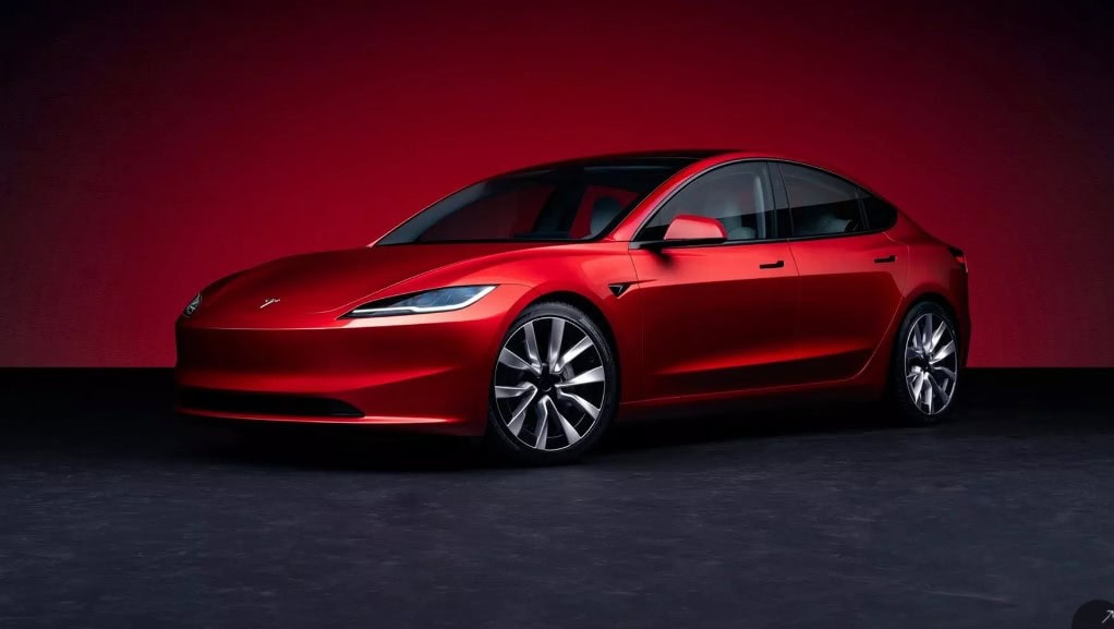 Nuova Tesla Model 3 Long Range