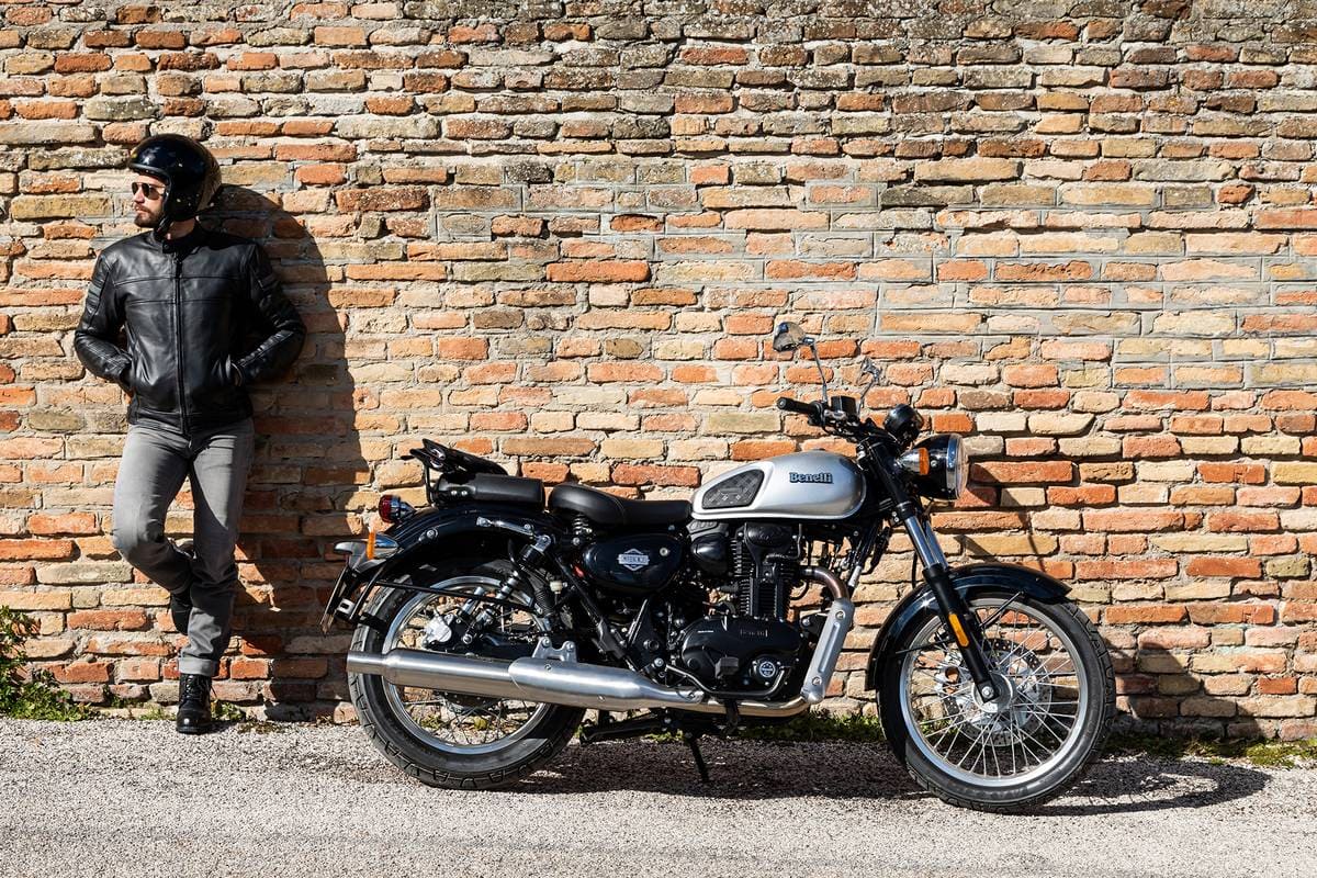 Motore e prestazioni della Benelli Imperiale 400 2025