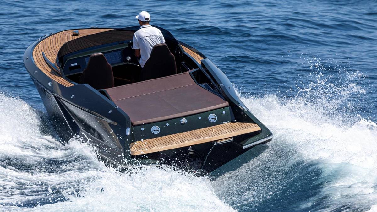 Il sistema da 800 volt permette al day cruiser di erogare fino a 400 kW