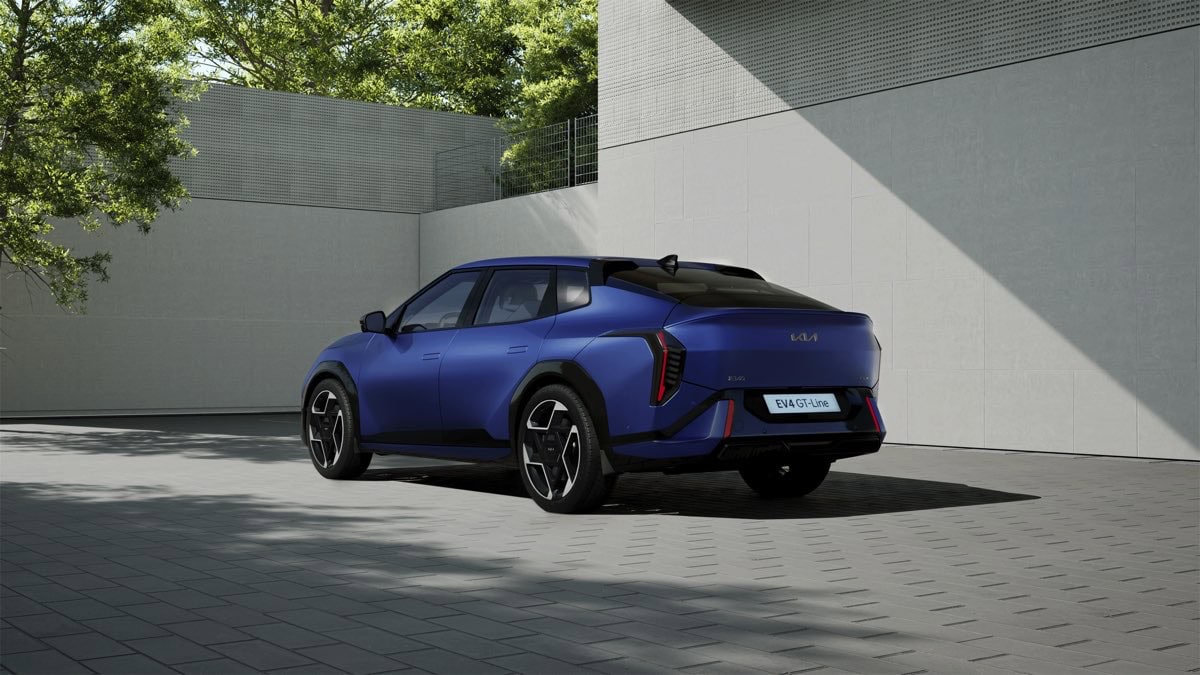 KIA EV4 side back
