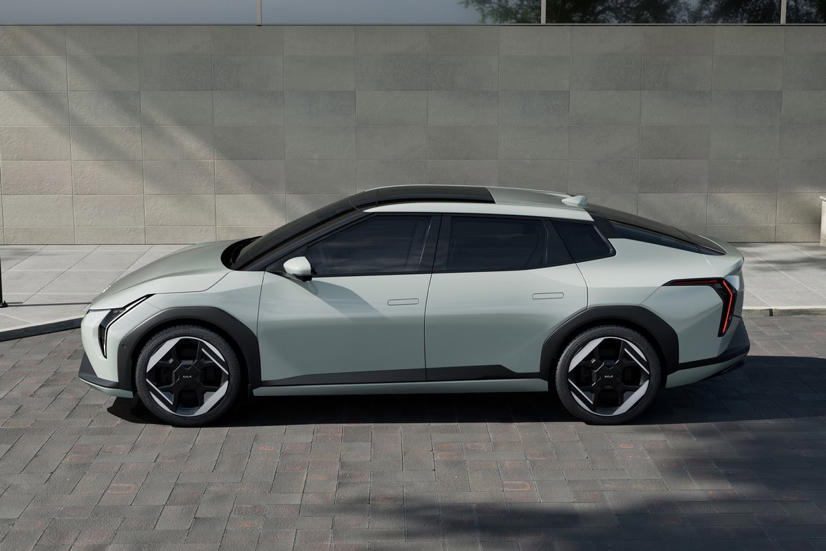 Nuova Kia EV4