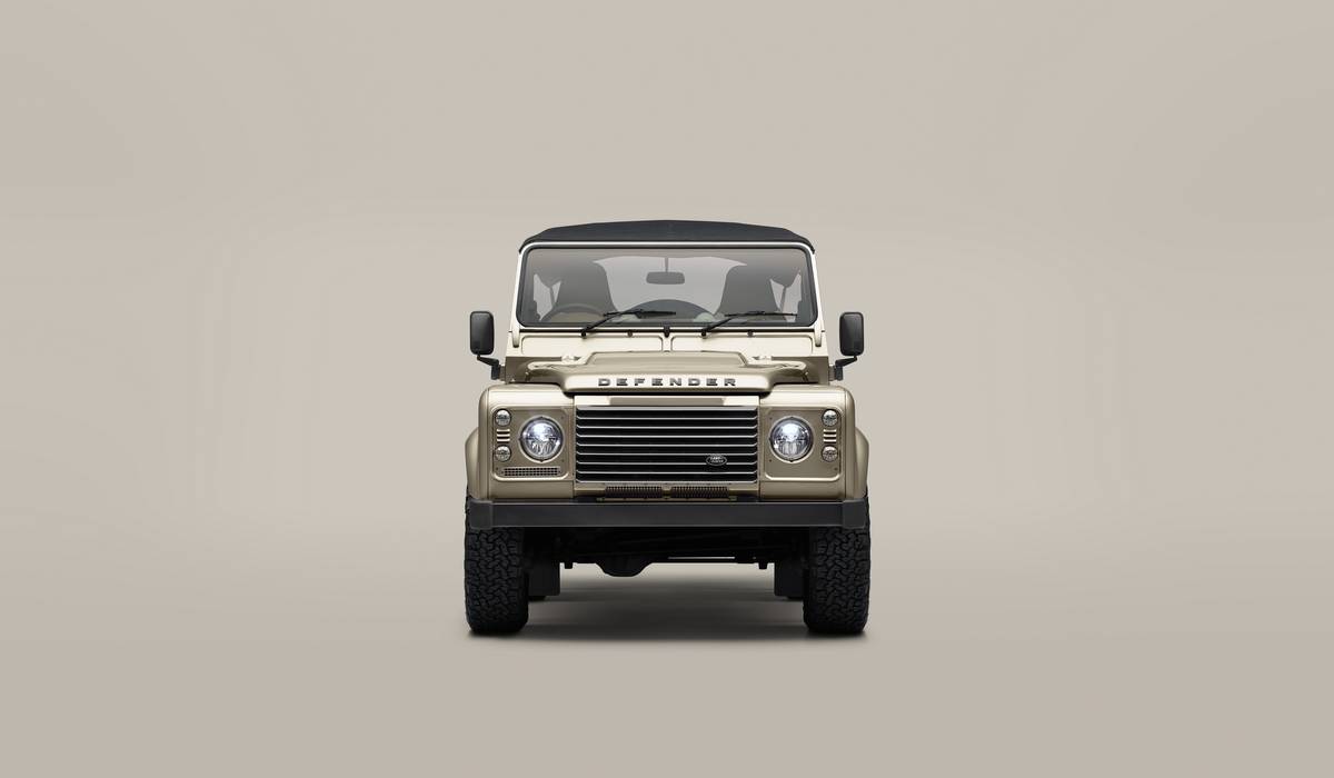 Land Rover Classic Defender V8 Soft Top