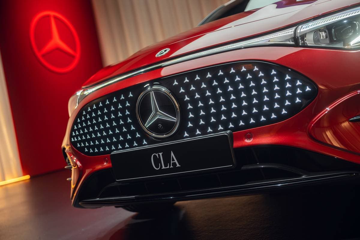 Nuova Mercedes-Benz CLA 2025