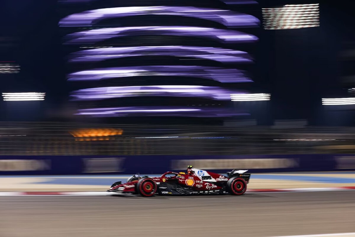 hamilton lewis ferrari f1 2025