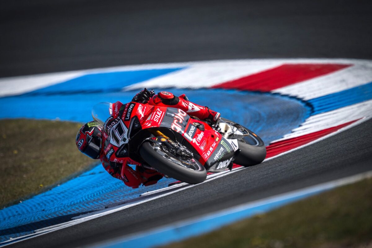 nicolo bulega ducati sbk 2025