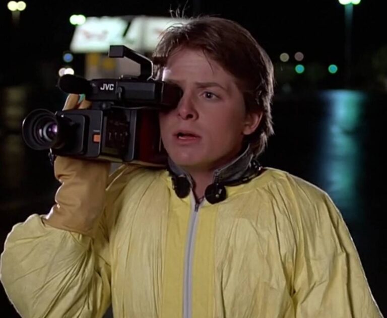 Back in Time – The Exhibition: la mostra dedicata a Ritorno al Futuro, esposta l’iconica DeLorean