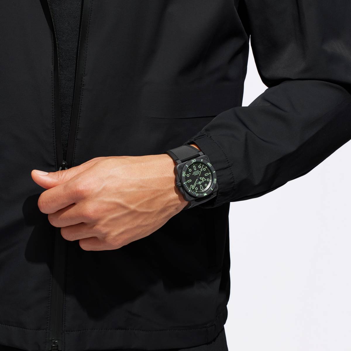 Bell & Ross BR-03 Diver Lum Outline