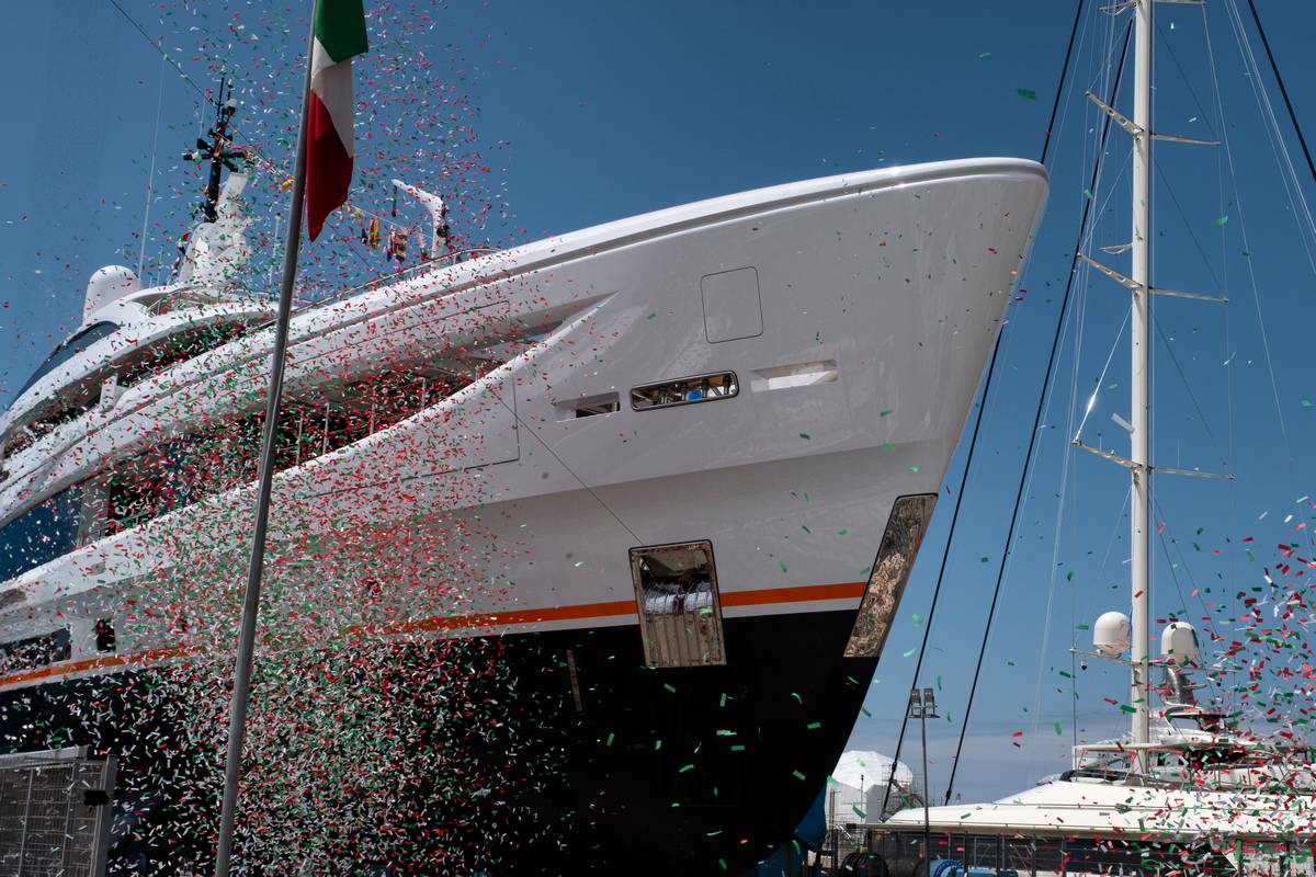 Benetti FB615