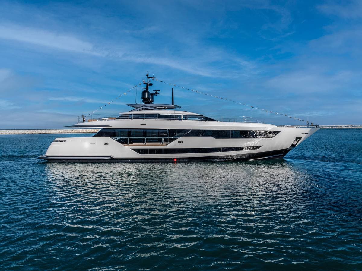 Custom Line nuovi yacht 2025