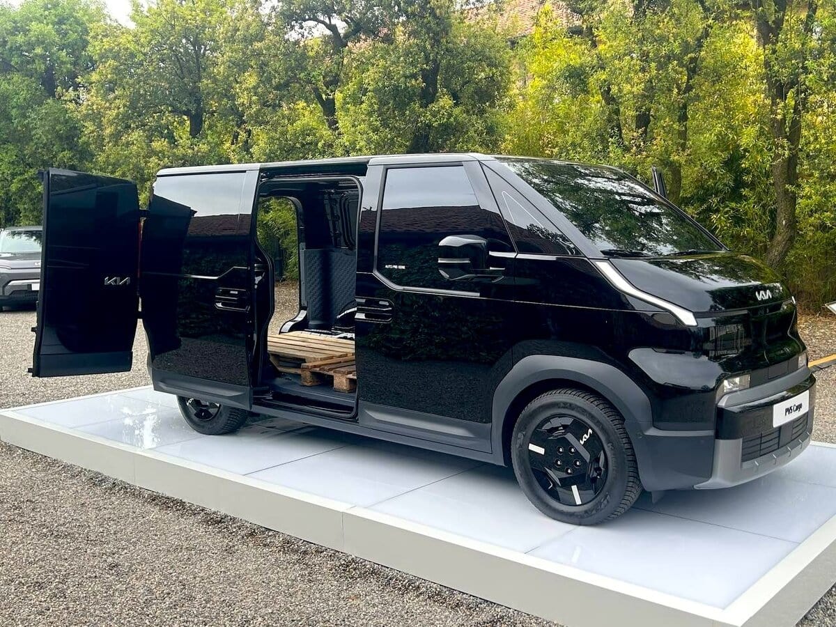 KIA PV5 furgone elettrico