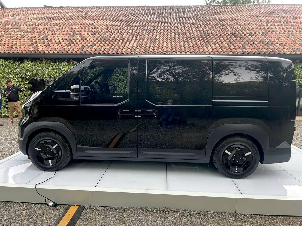 KIA PV5 furgone elettrico