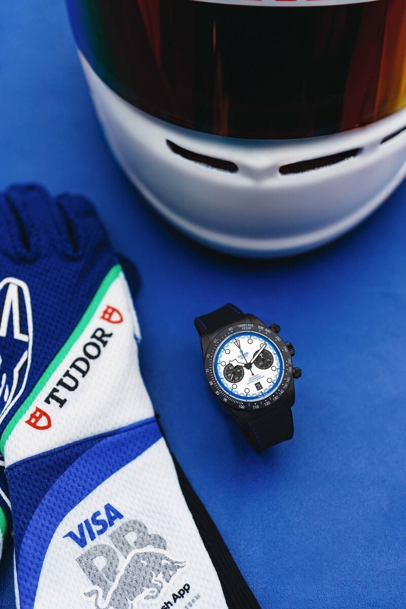 Tudor Black Bay Chrono Carbon 25