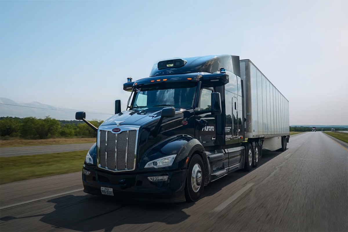 autonomous truck aurora