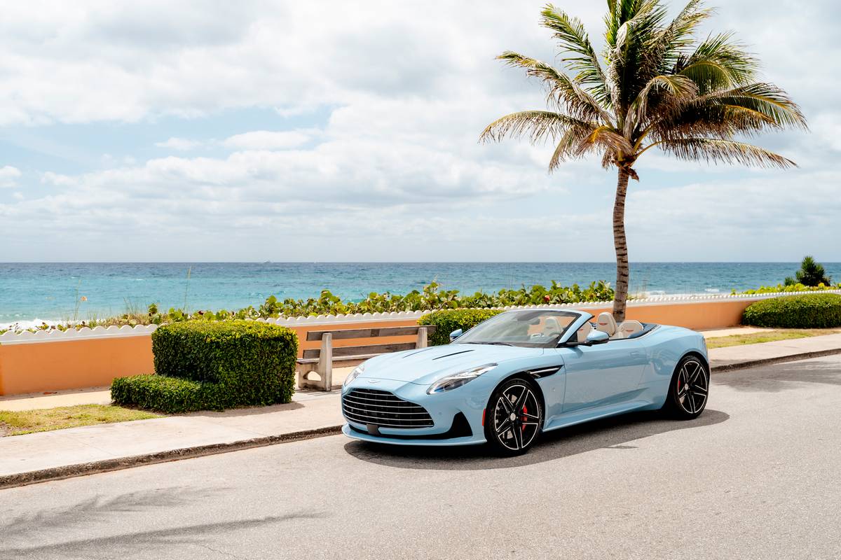 Aston Martin DB12 Volante Palm Beach