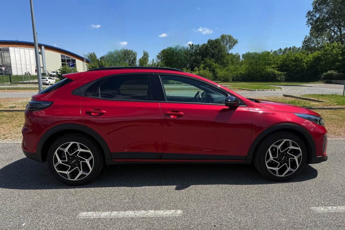 Kia XCeed 2025