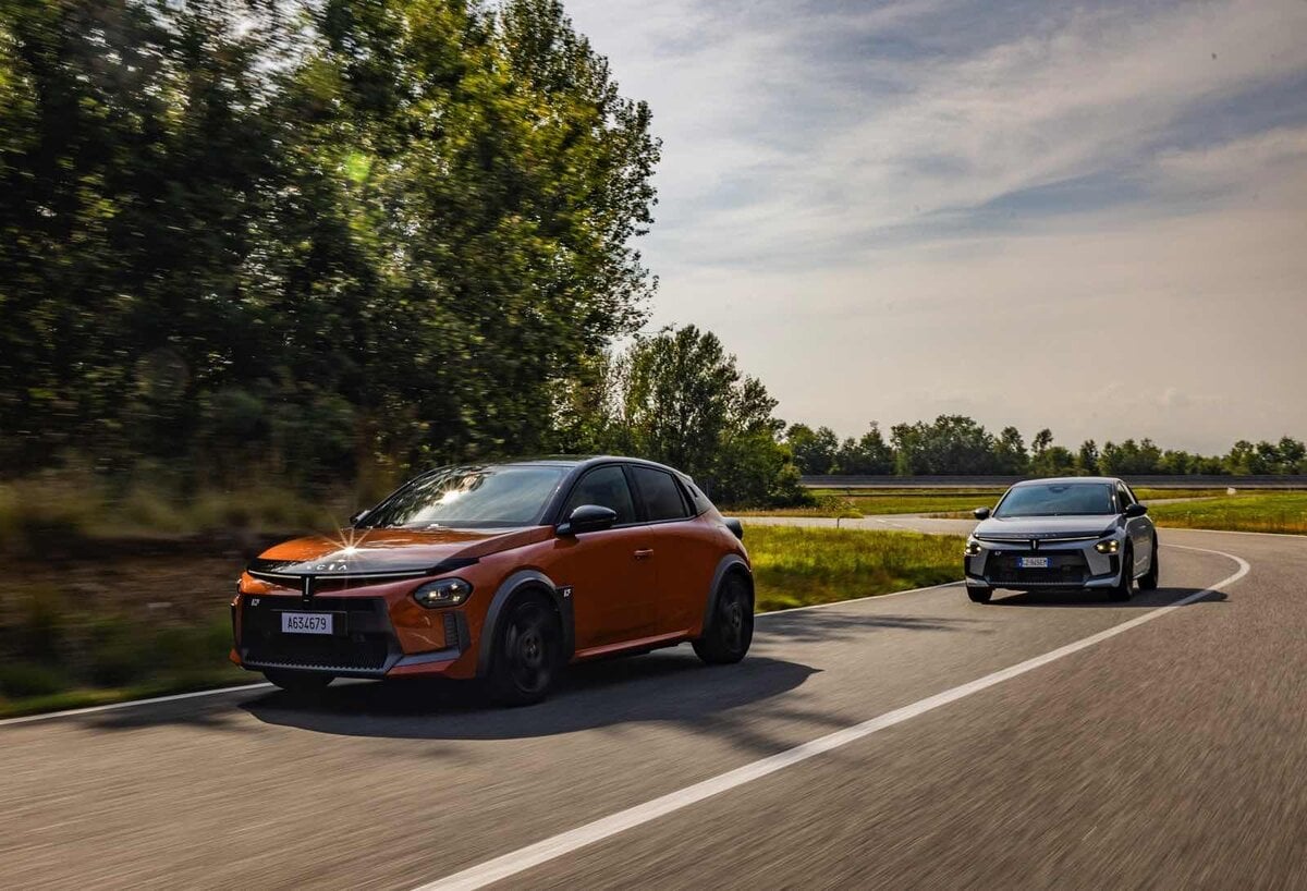 Lancia Ypsilon HF e HF Line su strada