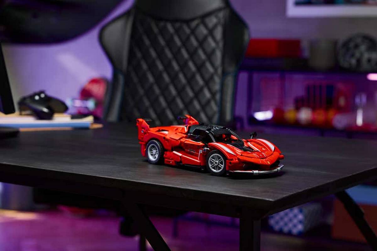 Lego Technic supercar