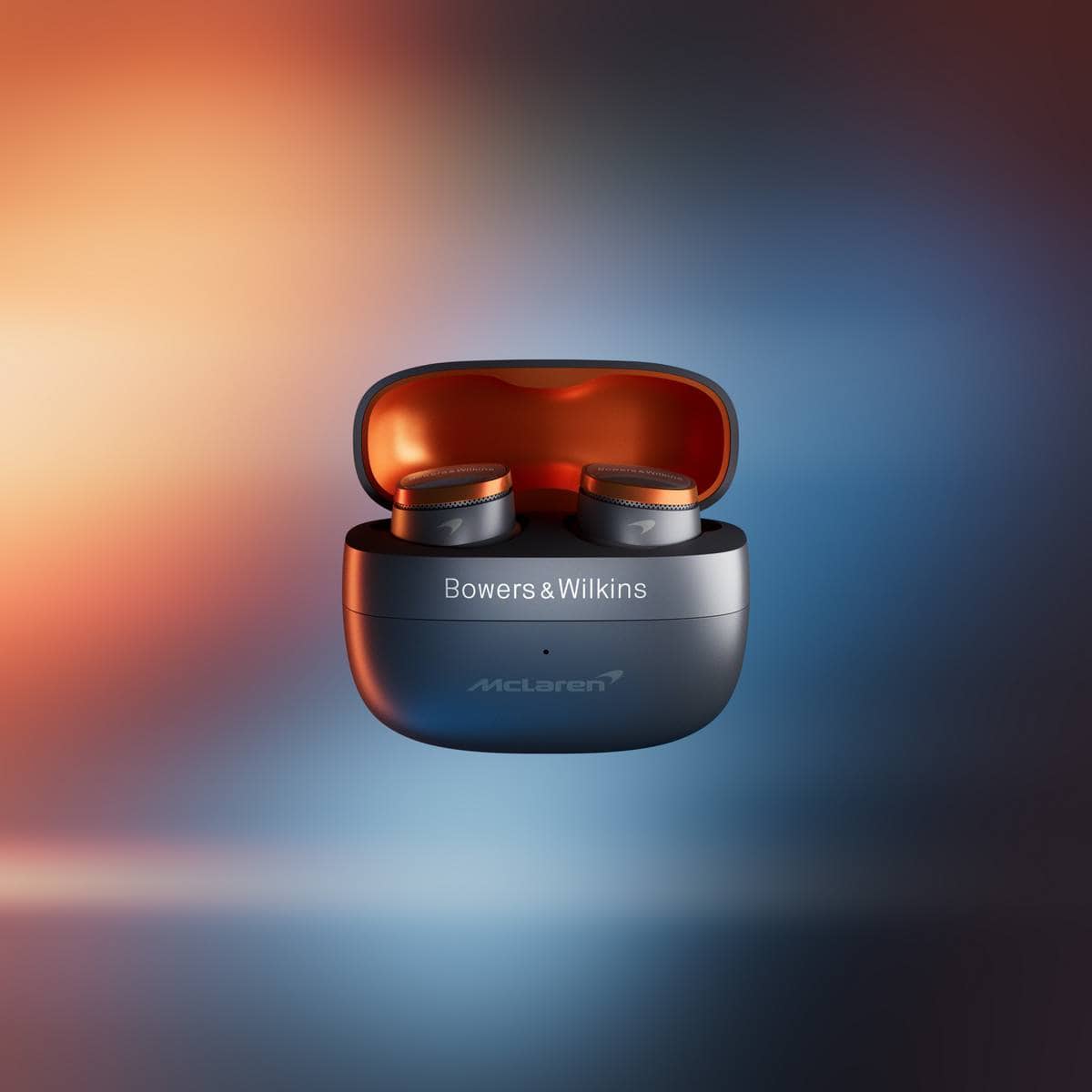 Custodia auricolari Bowers & Wilkins McLaren neri e arancioni