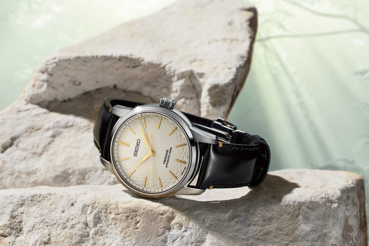 Per la prima volta all’interno della collezione Presage, viene introdotta una versione non smaltata della porcellana di Arita