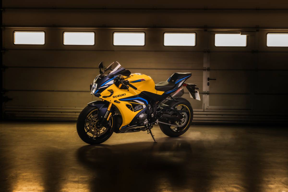 Il cuore pulsante della nuova Suzuki GSX-R1000R è l’inconfondibile quattro cilindri in linea da 999,8 cm³