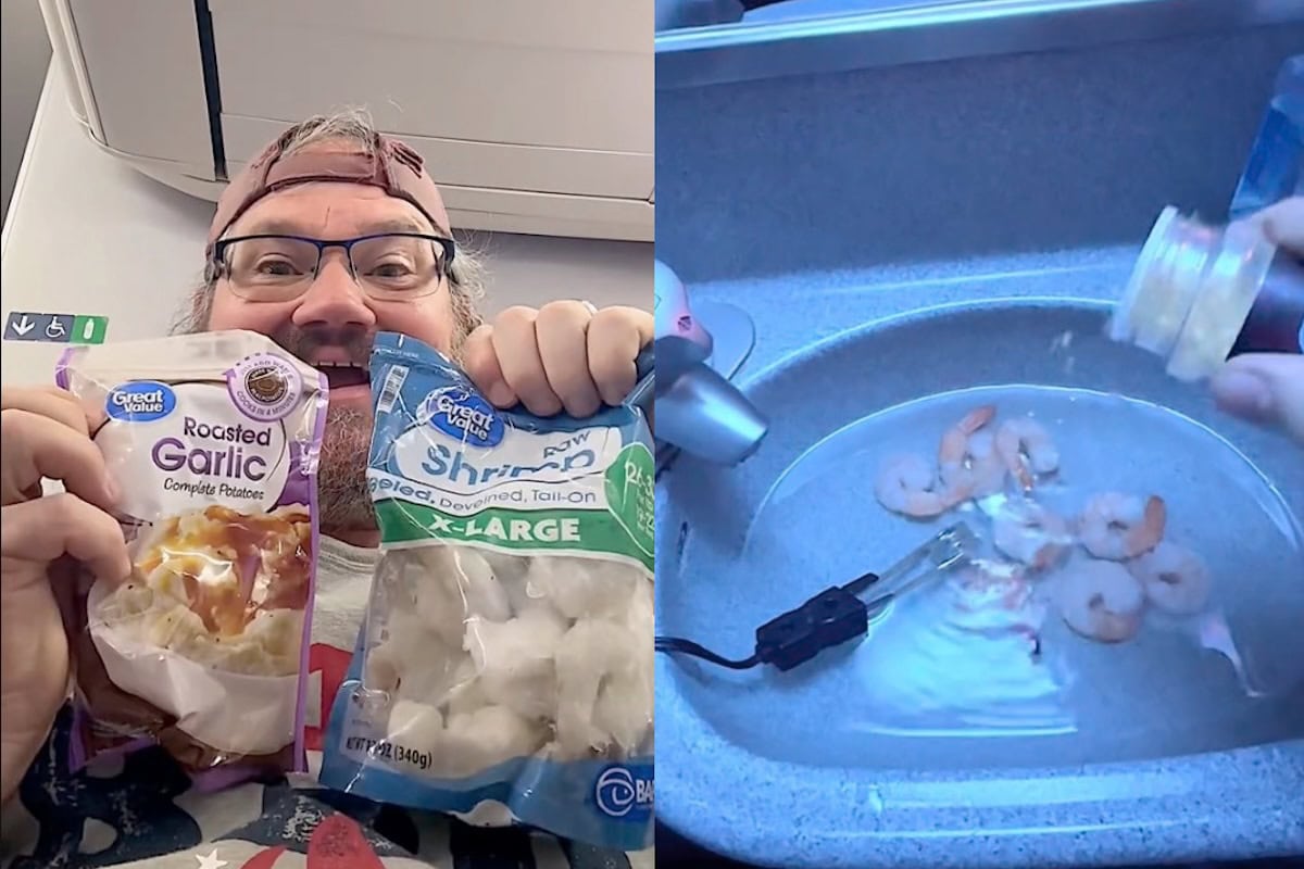 Collage di due foto con a sinistra un uomo sorridente su un aereo che mostra confezioni di purè all'aglio e gamberi crudi e a destra una scena in un lavandino di aereo dove i gamberi vengono cucinati con uno scaldabagno a immersione e conditi con aglio.