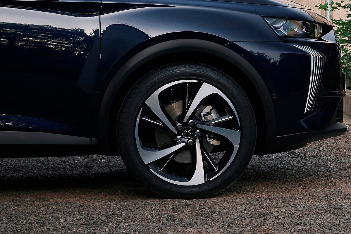 DS 7 Etoile, la versione premium del Suv