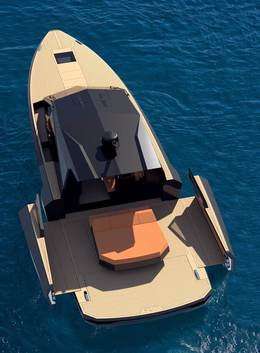 Debutta a Cannes 2025 il nuovo Evo Yachts R4 Icone