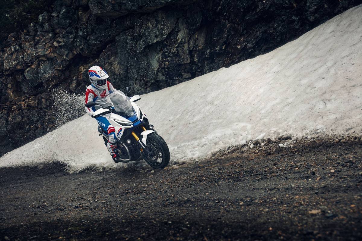 Il nuovo Honda X-ADV 2026