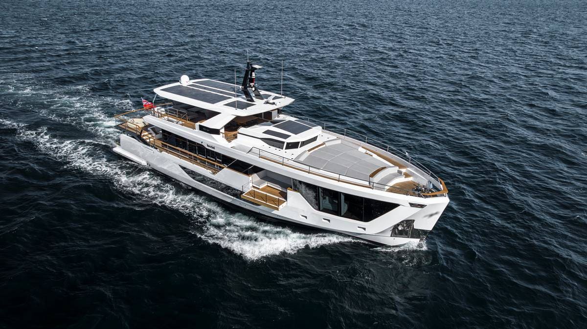 Numarine 30XP yacht ibrido