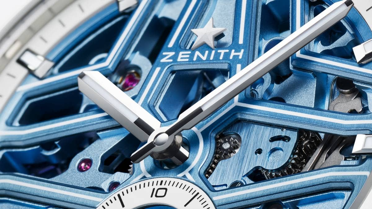 Il quadrante dello Zenith Defy Skyline Skeleton White Surfer Ceramic