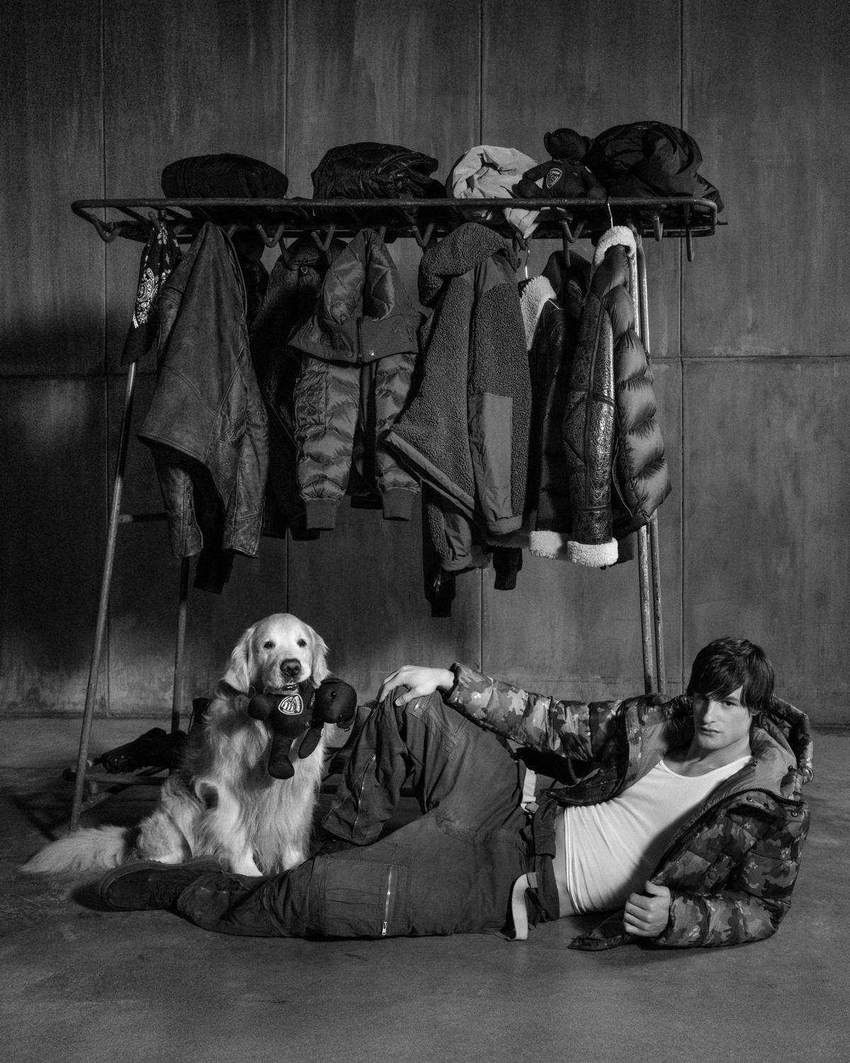 Blauer Bruce Weber campagna autunno inverno 2025