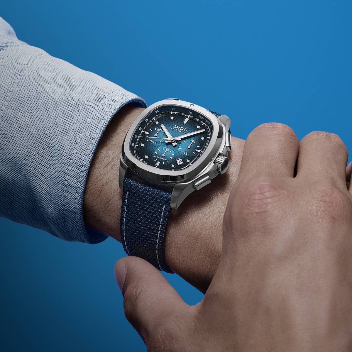Mido Multifort TV Chronograph indossato